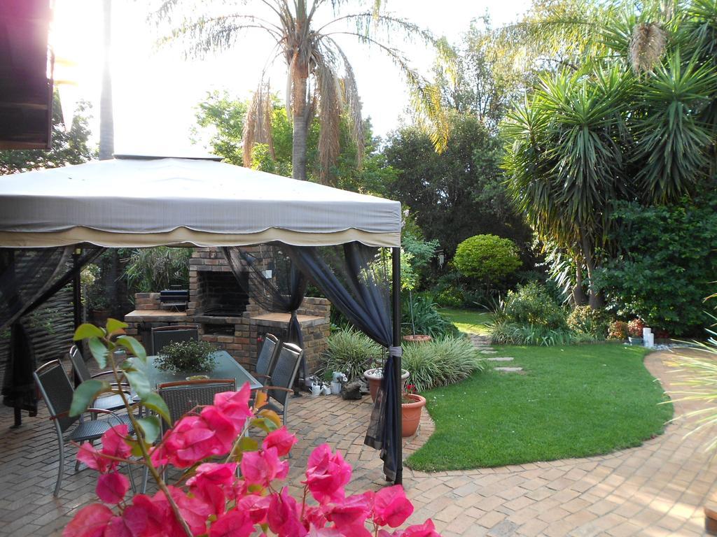 Old Umtali Guest House Johannesburg Luaran gambar